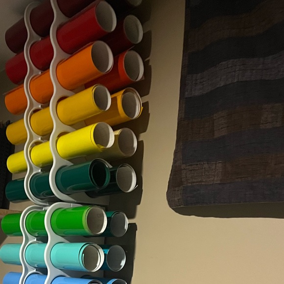 3 piece vinyl wall mount - Picture 4 of 4